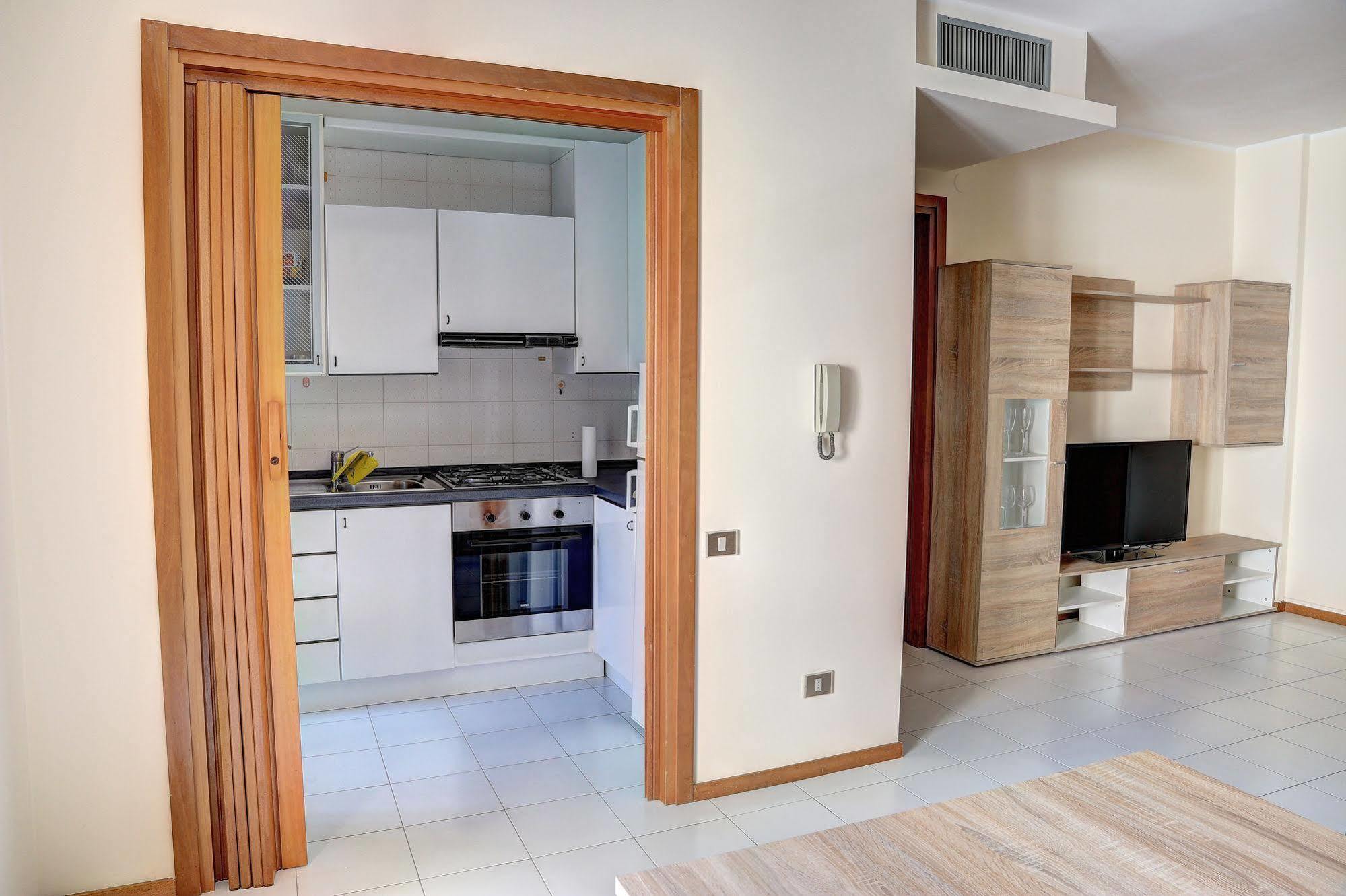 Apartment Medea Quartu SantʼElena Exteriör bild