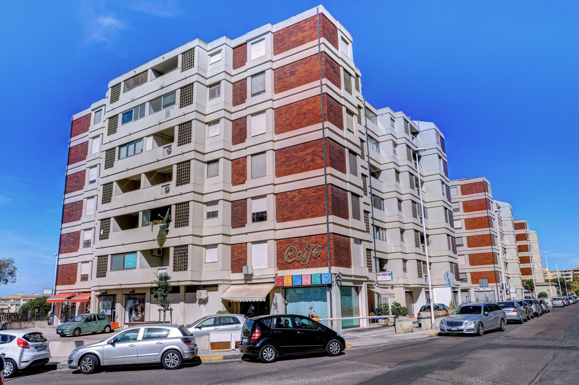 Apartment Medea Quartu SantʼElena Exteriör bild